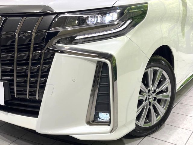 TOYOTA ALPHARD 2022