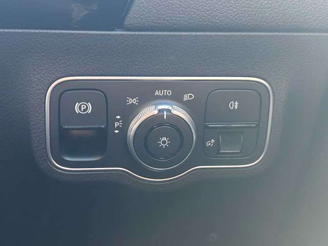 MERCEDES BENZ MERCEDES BENZ GLA class 2021