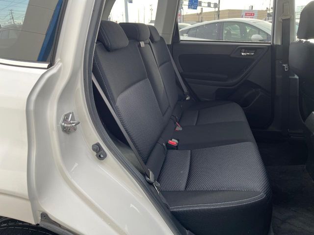 SUBARU FORESTER 2012