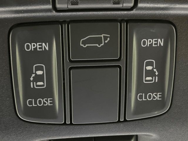 TOYOTA VELLFIRE  HYBRID 4WD 2018