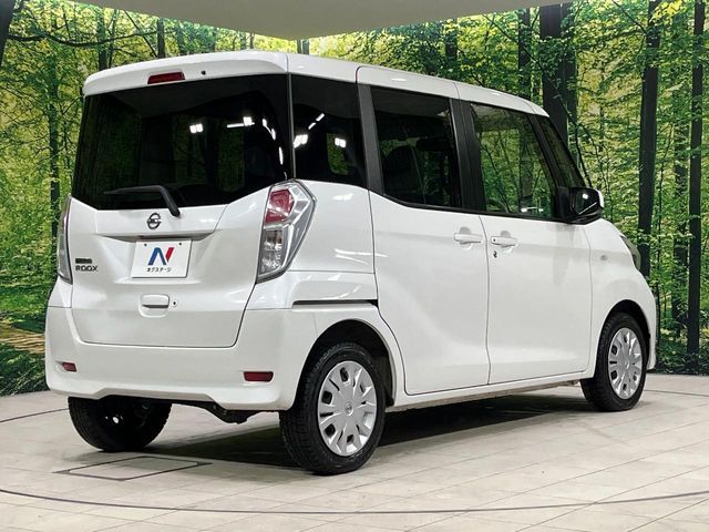 NISSAN DAYZ ROOX 4WD 2017