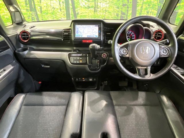 HONDA N BOX CUSTOM 2017