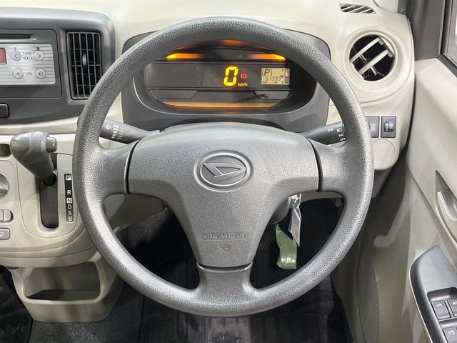 DAIHATSU MIRA e:S 2012