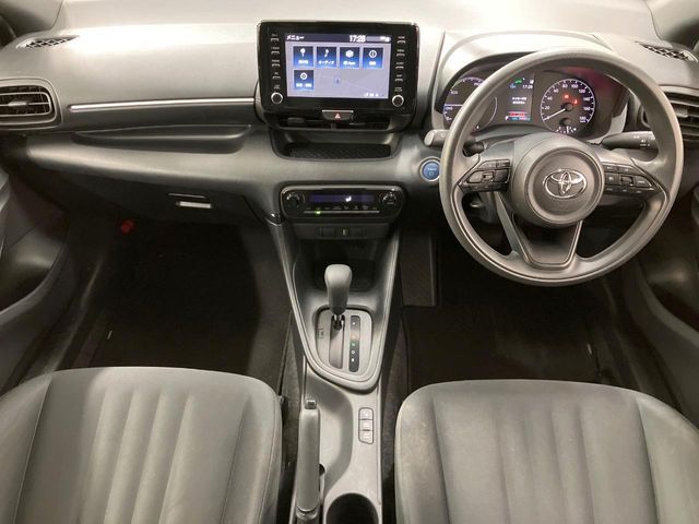 TOYOTA YARIS HYBRID 2020