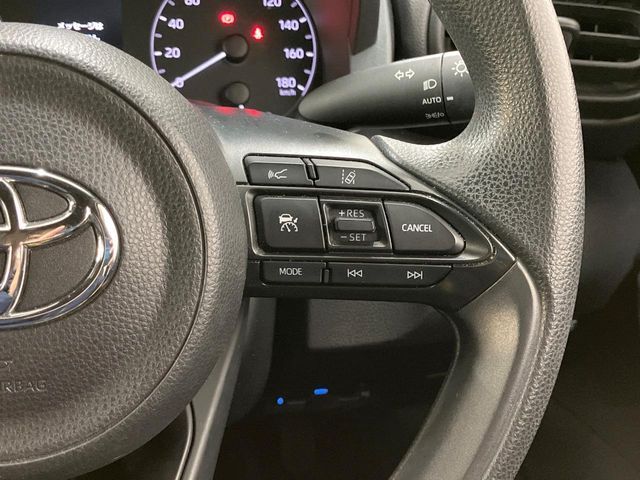 TOYOTA YARIS HYBRID 2020