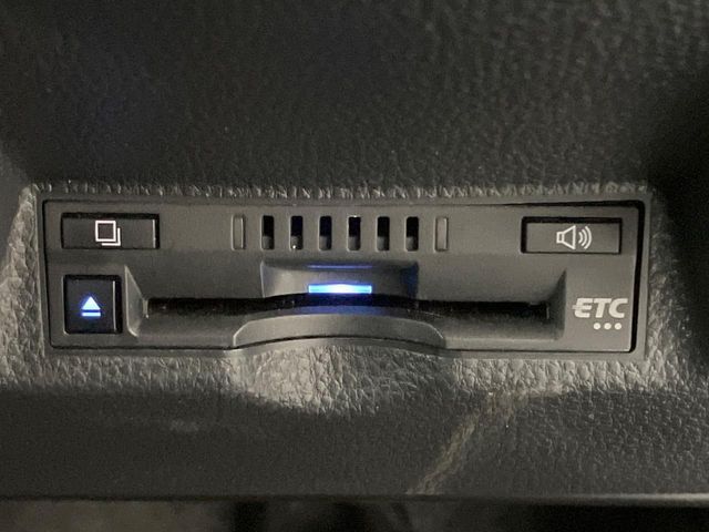 TOYOTA YARIS HYBRID 2020