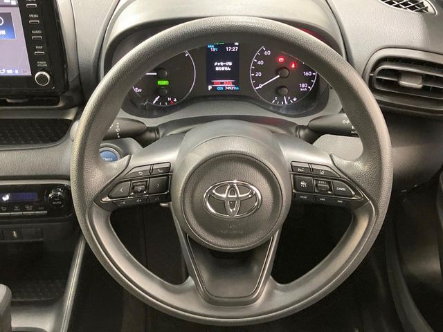 TOYOTA YARIS HYBRID 2020