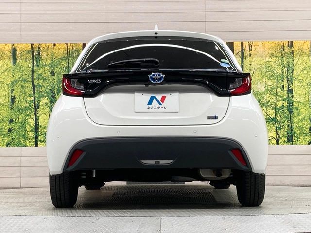 TOYOTA YARIS HYBRID 2020