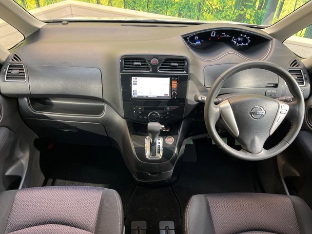 NISSAN SERENA  WG 2011