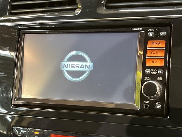 NISSAN SERENA  WG 2011