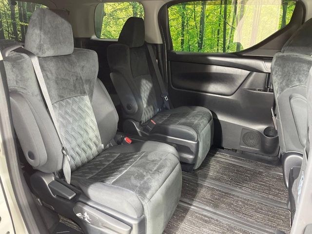 TOYOTA VELLFIRE 2019