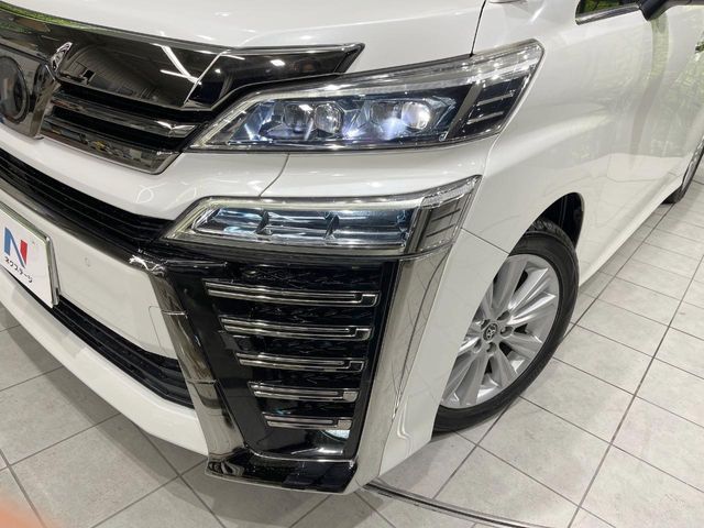 TOYOTA VELLFIRE 2019