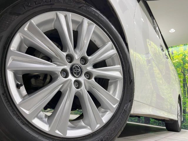 TOYOTA VELLFIRE 2019