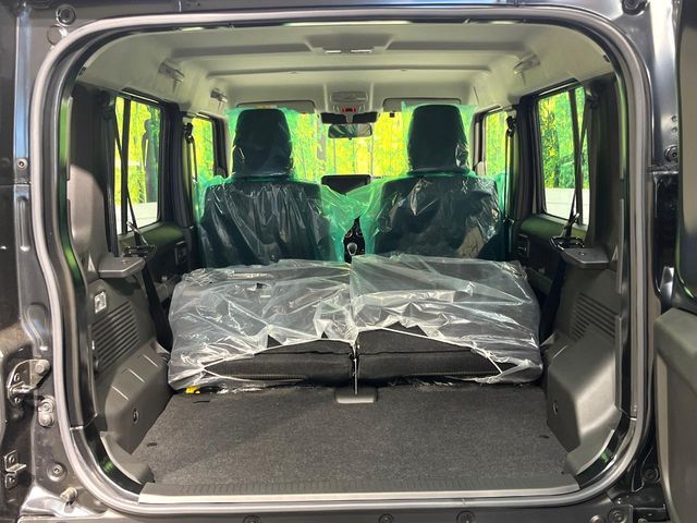 SUZUKI JIMNY NOMADE 2025