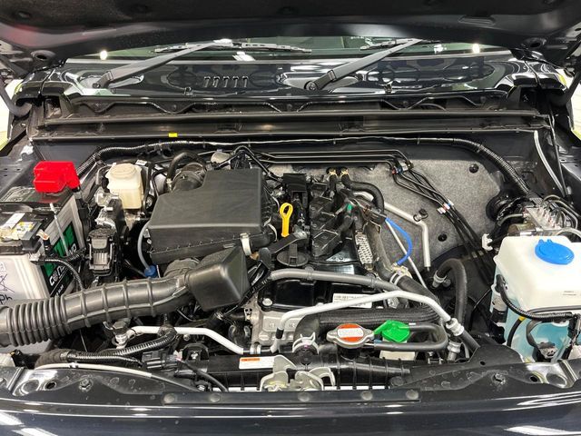 SUZUKI JIMNY NOMADE 2025