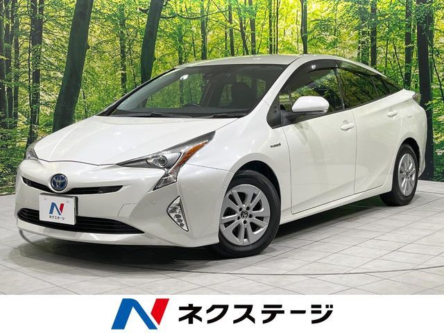 TOYOTA PRIUS 2017
