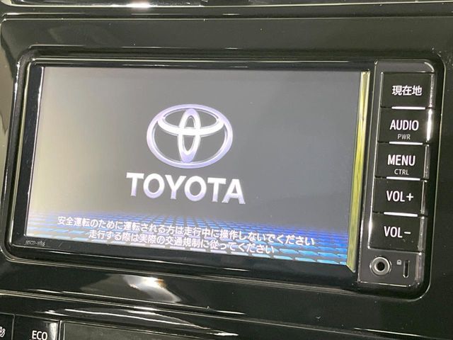 TOYOTA PRIUS 2017