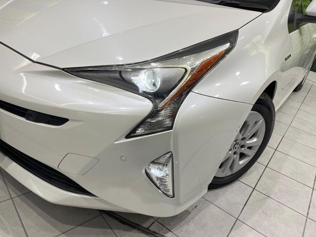 TOYOTA PRIUS 2017