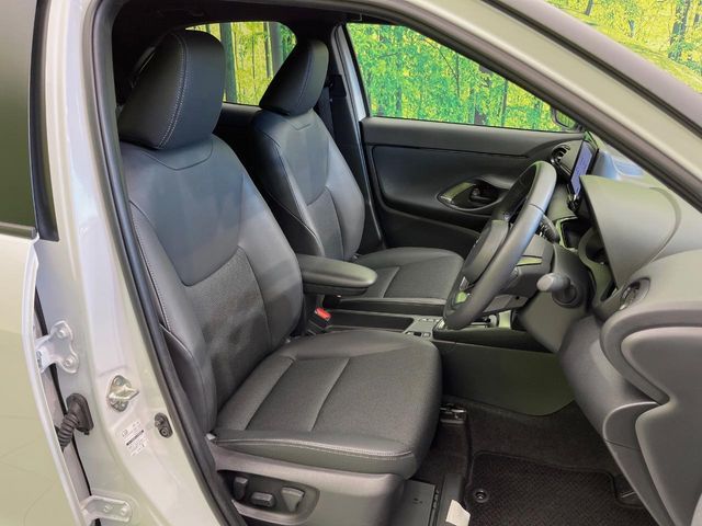 TOYOTA YARIS CROSS HYBRID 2025