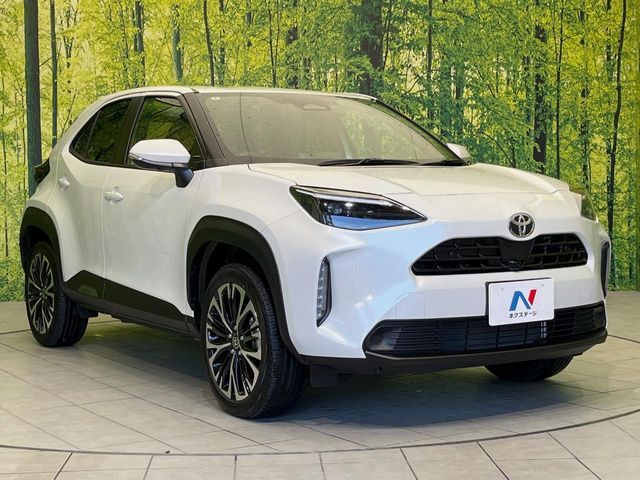 TOYOTA YARIS CROSS HYBRID 2025