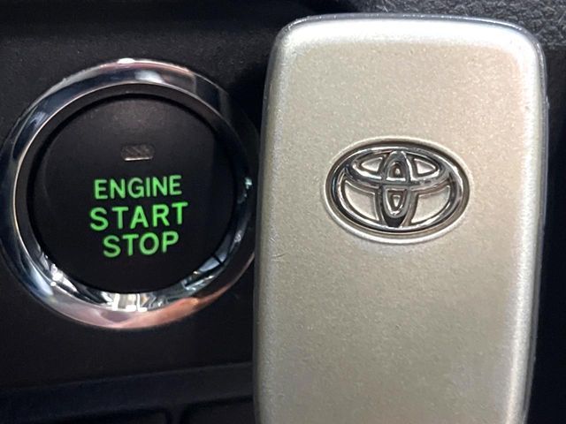 TOYOTA LANDCRUISER PRADO 2015