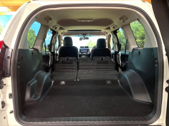 TOYOTA LANDCRUISER PRADO 2015