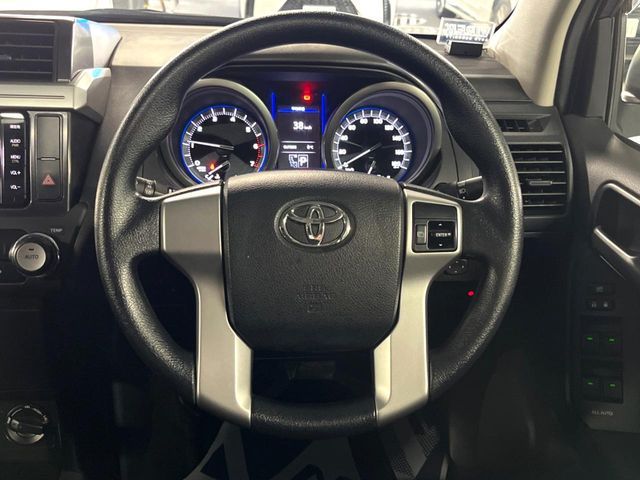 TOYOTA LANDCRUISER PRADO 2015