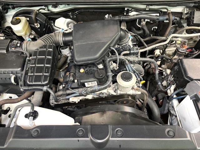 TOYOTA LANDCRUISER PRADO 2015