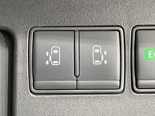 NISSAN SERENA  S-HYBRID 2015