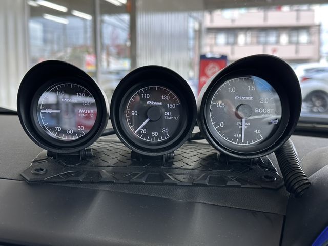 MITSUBISHI LANCER  4WD 2011