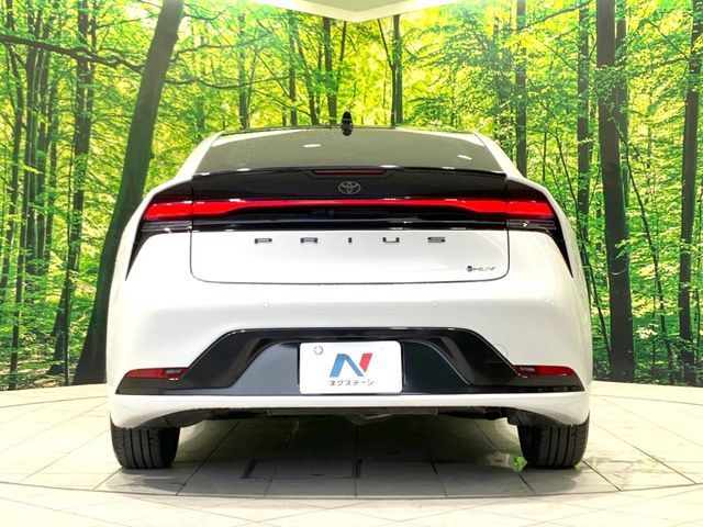 TOYOTA PRIUS 2023