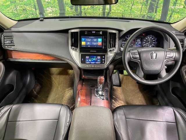 TOYOTA CROWN sedan 2013