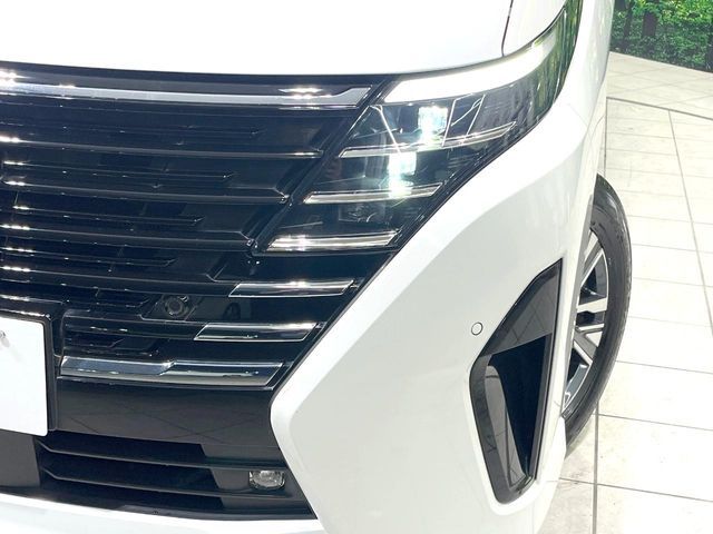 NISSAN SERENA  WG 2023