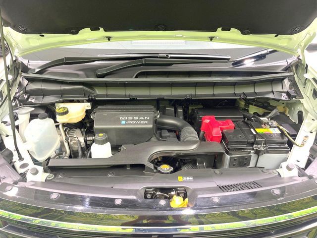 NISSAN SERENA  WG 2023