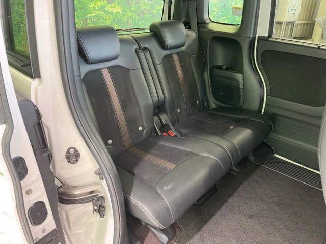 HONDA N BOX CUSTOM 2018