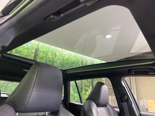 TOYOTA COROLLA CROSS HYBRID 2025