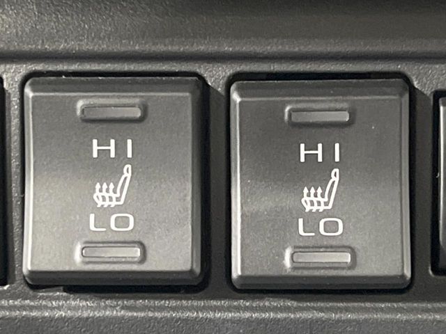 TOYOTA COROLLA CROSS HYBRID 2025