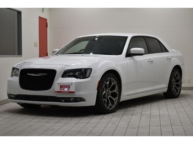 CHRYSLER CHRYSLER 300 2017