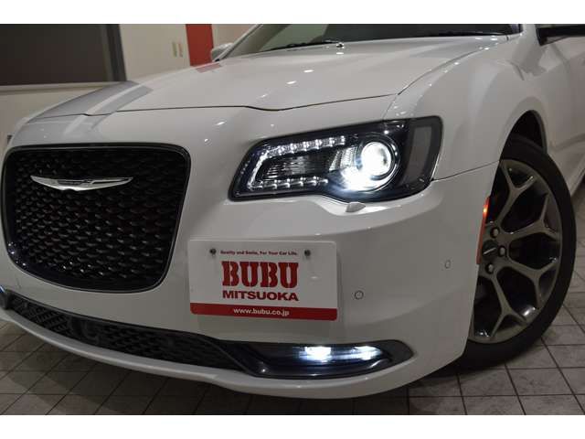 CHRYSLER CHRYSLER 300 2017