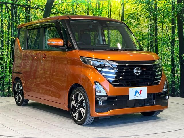 NISSAN ROOX 2023