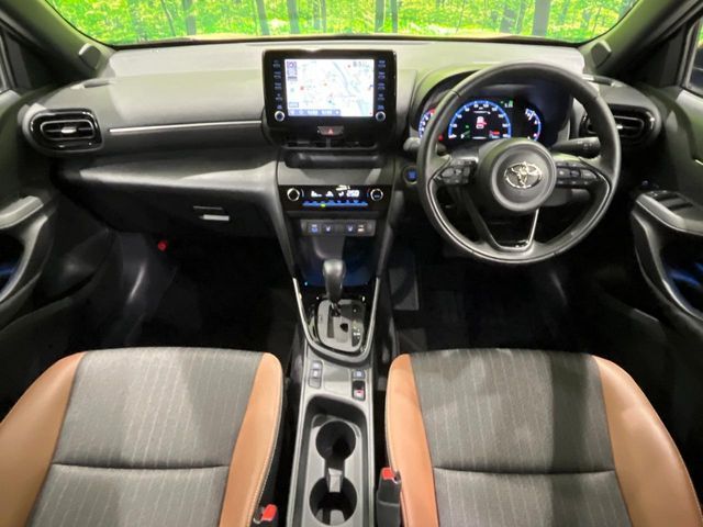 TOYOTA YARIS CROSS 2023