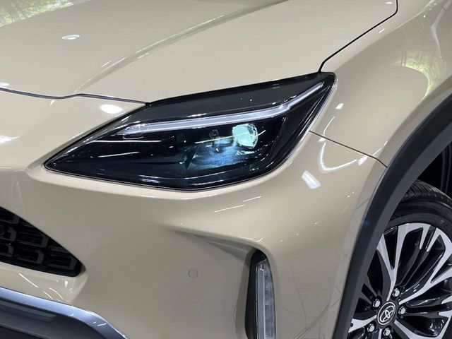 TOYOTA YARIS CROSS 2023