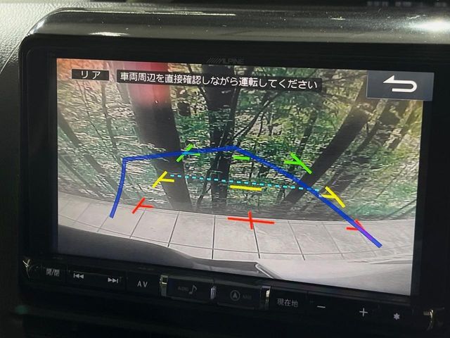 TOYOTA VOXY HYBRID 2016