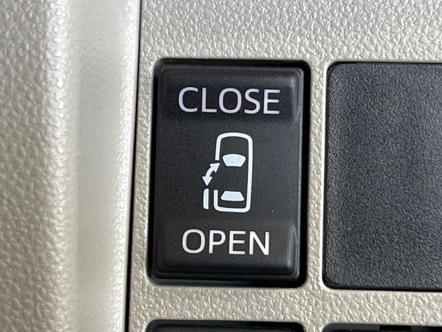 DAIHATSU TANTO 4WD 2015