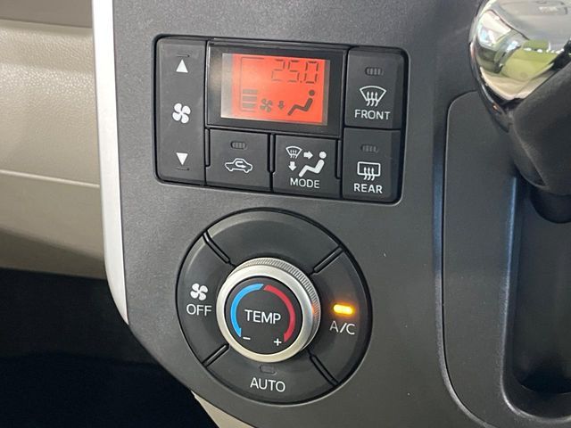 DAIHATSU TANTO 4WD 2015