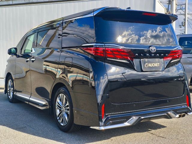 TOYOTA ALPHARD 2023