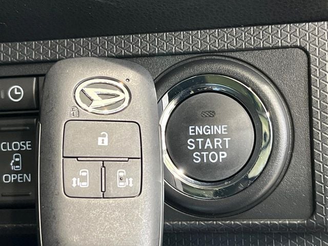 DAIHATSU TANTO FAN CROSS 4WD 2025