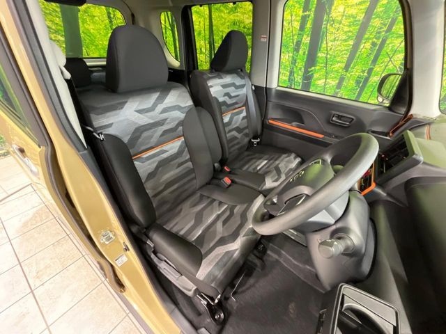 DAIHATSU TANTO FAN CROSS 4WD 2025