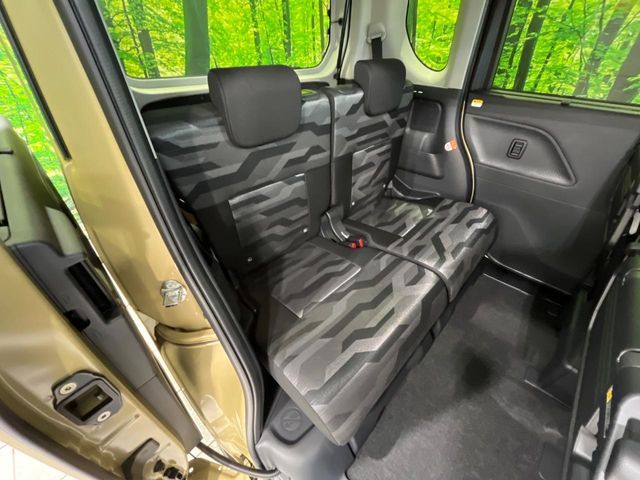 DAIHATSU TANTO FAN CROSS 4WD 2025