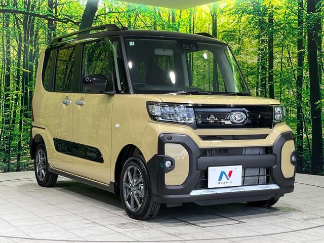 DAIHATSU TANTO FAN CROSS 4WD 2025